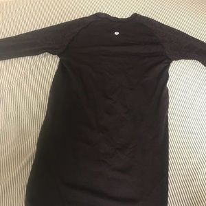 Dark purple lulu lemon long sleeve